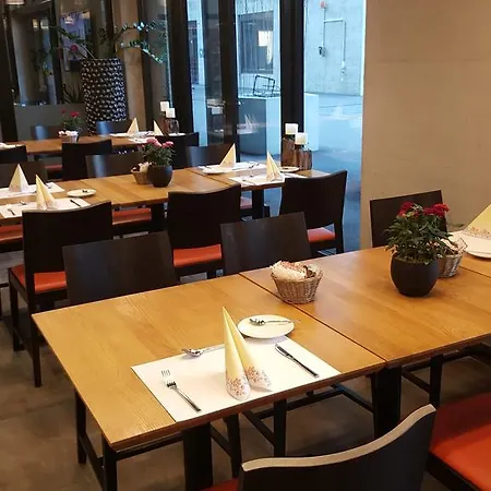 Vendégház Gaestehaus Hunziker 3*